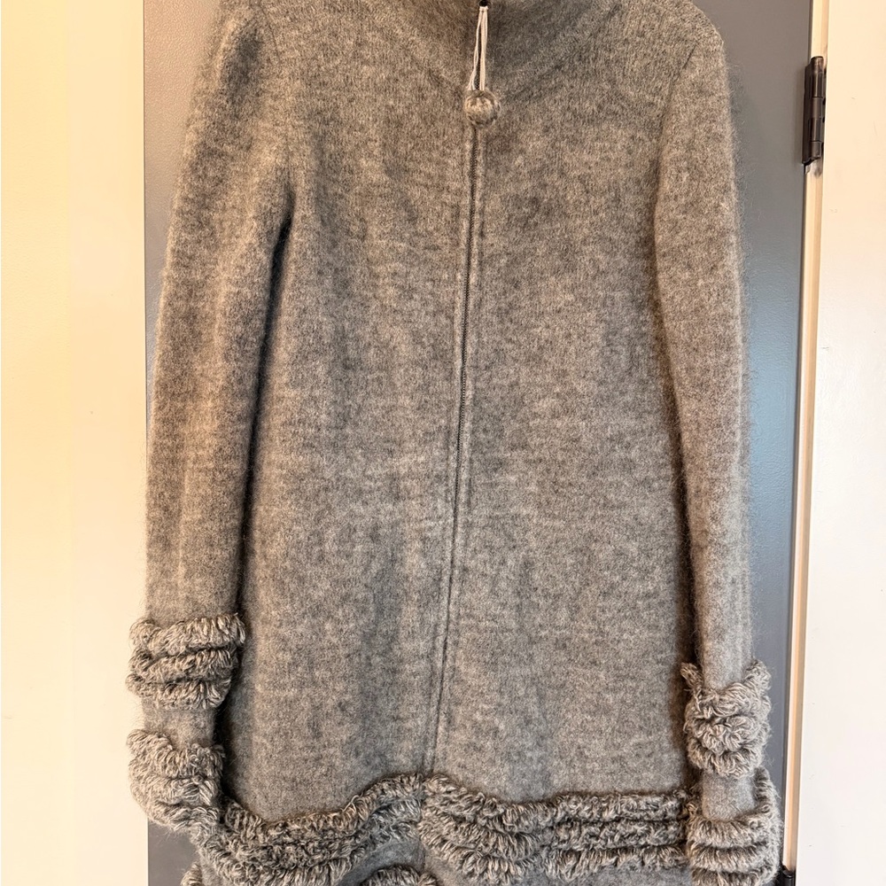 Sportmax Gray Teddy Jacket with Textured Hem